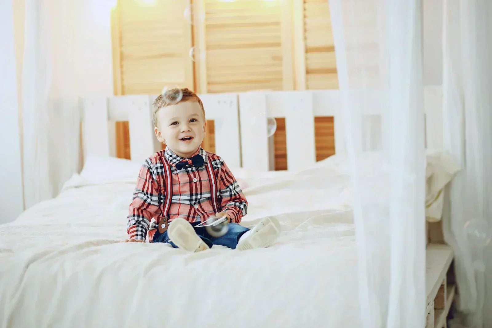 When to Transition to a Toddler Bed: Signs, Safety Tips & Expert Advice