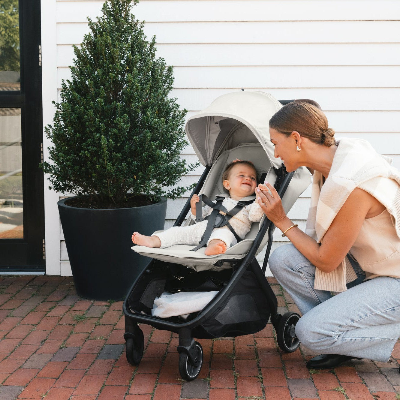 UPPAbaby Minu V3 Stroller | SHIPS LATE FEBRUARY