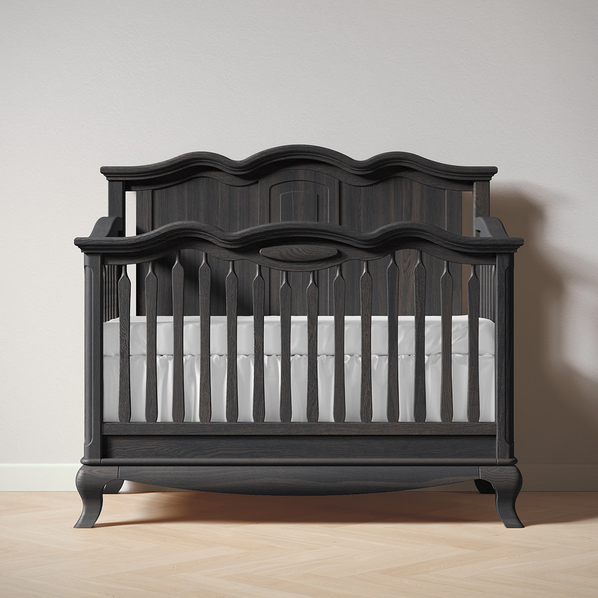 Romina Cleopatra Convertible Crib / Solid Back