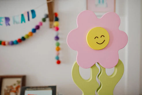 Big Belly Banks 20" Pink Flower