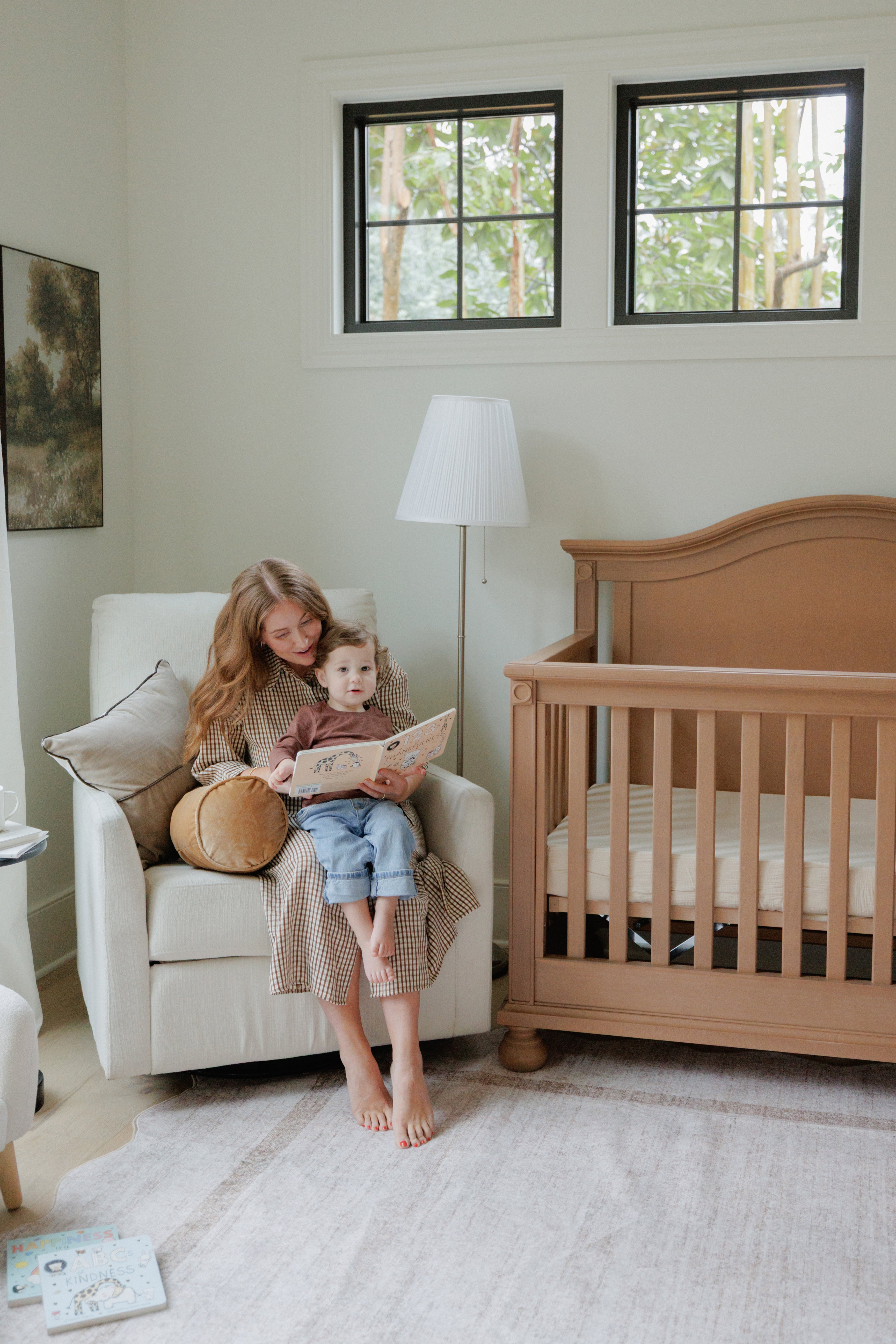 Romina Dakota Convertible Crib (Solid Back)