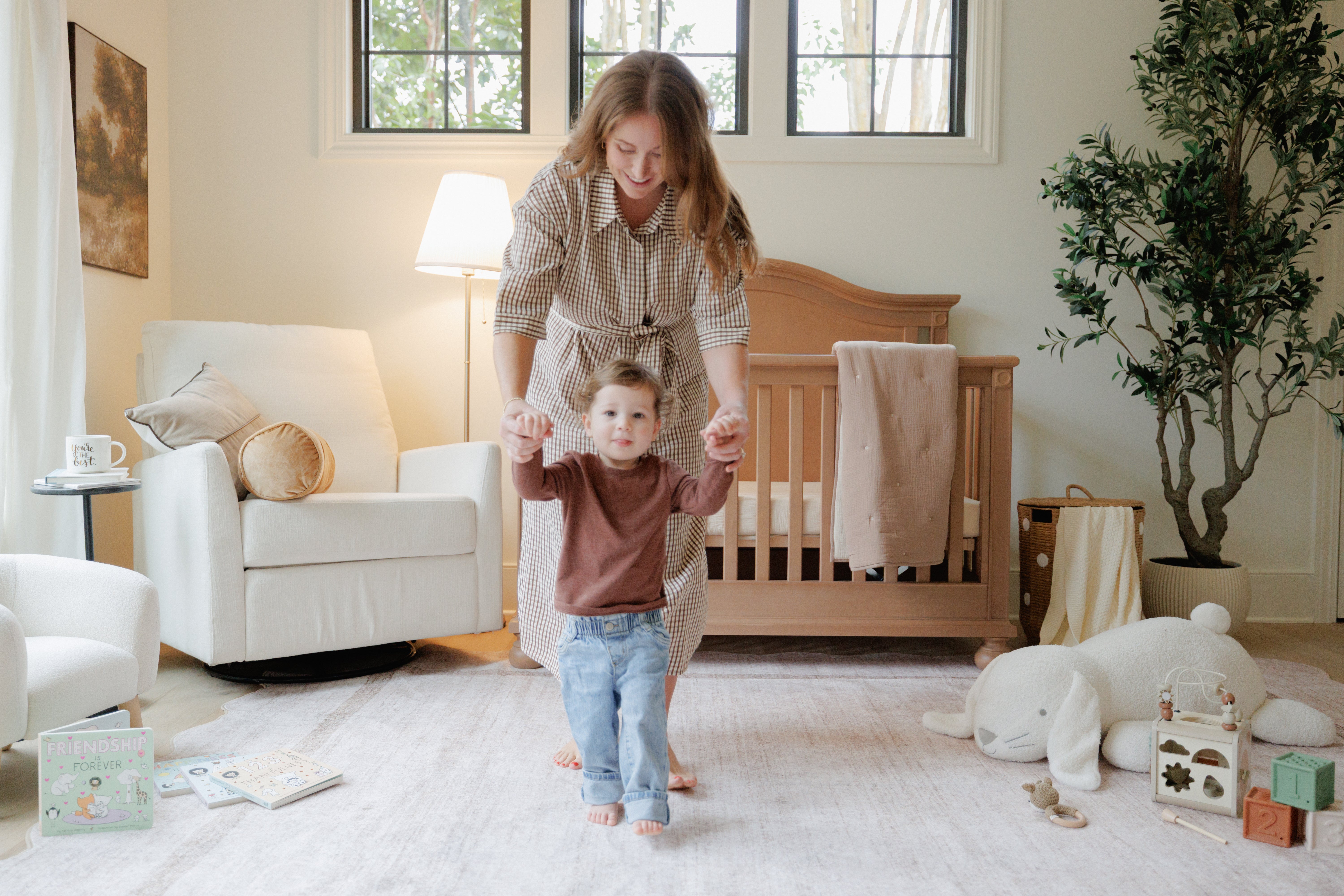 Romina Dakota Convertible Crib (Solid Back)