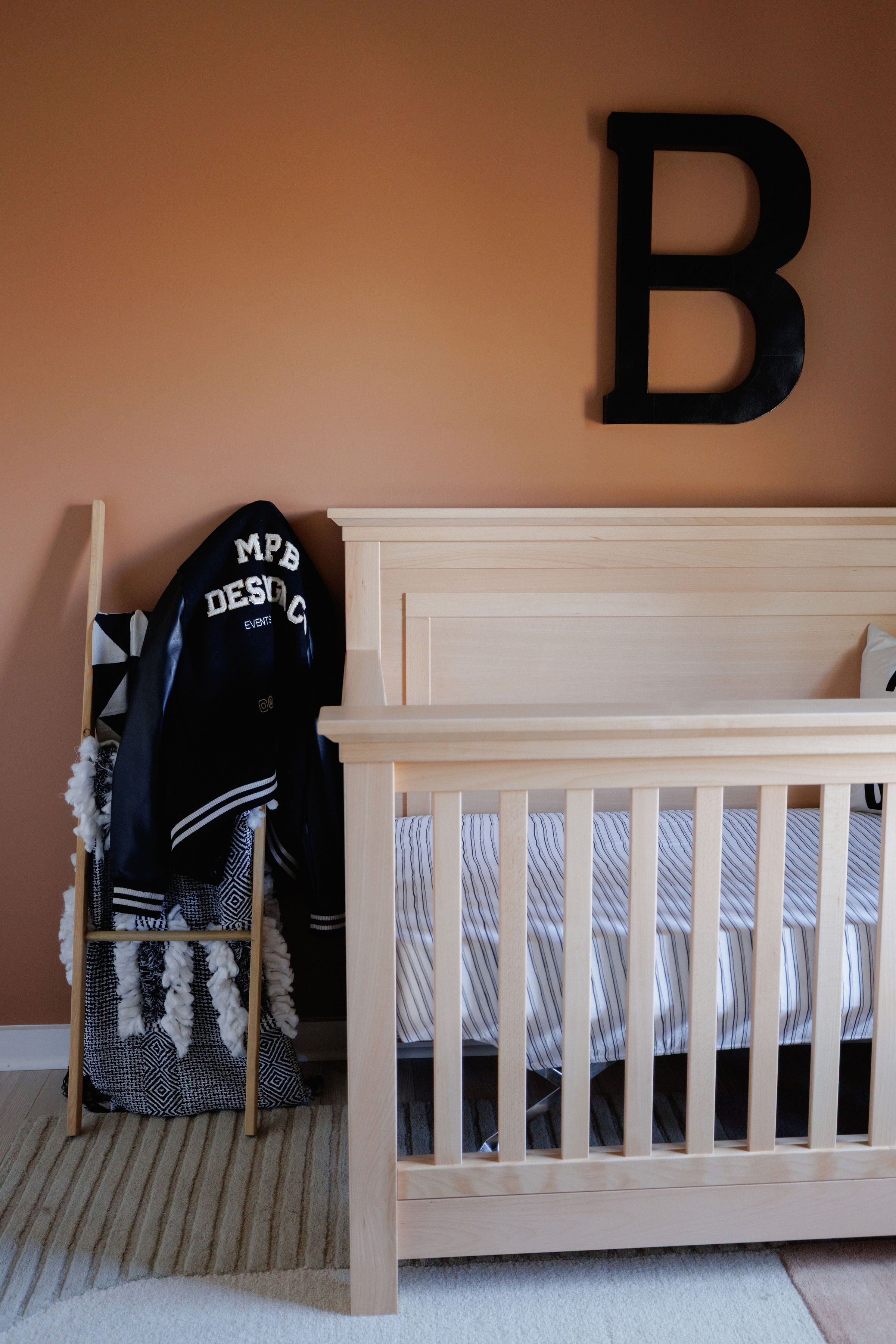 Romina Karisma Convertible Crib (Solid Panel)