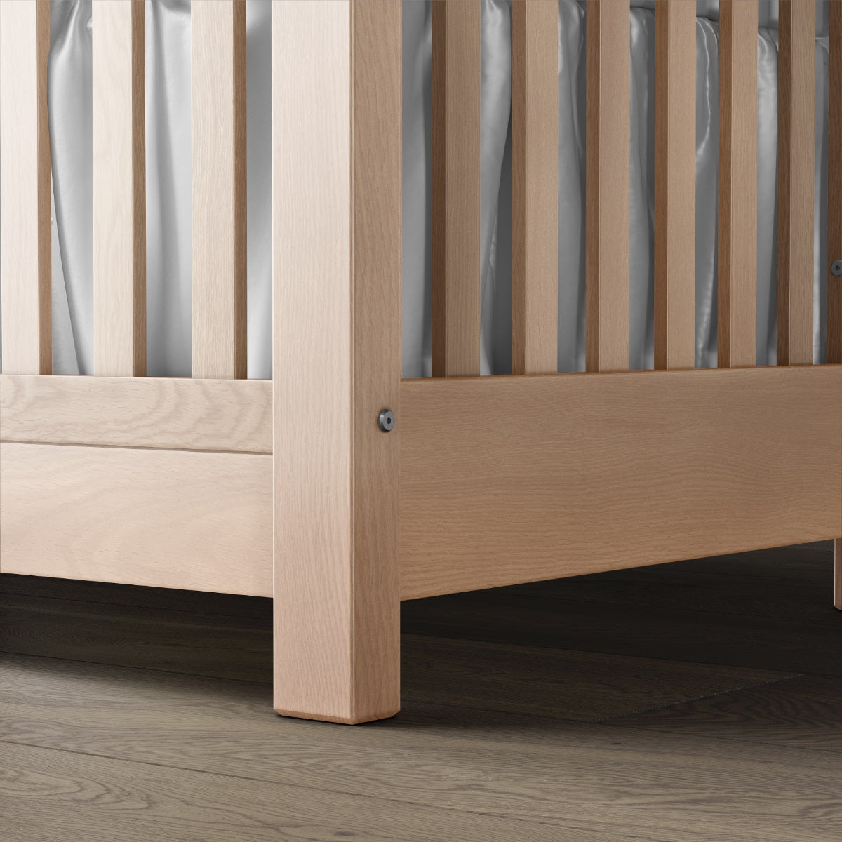 Romina Karisma Convertible Crib / Solid Back