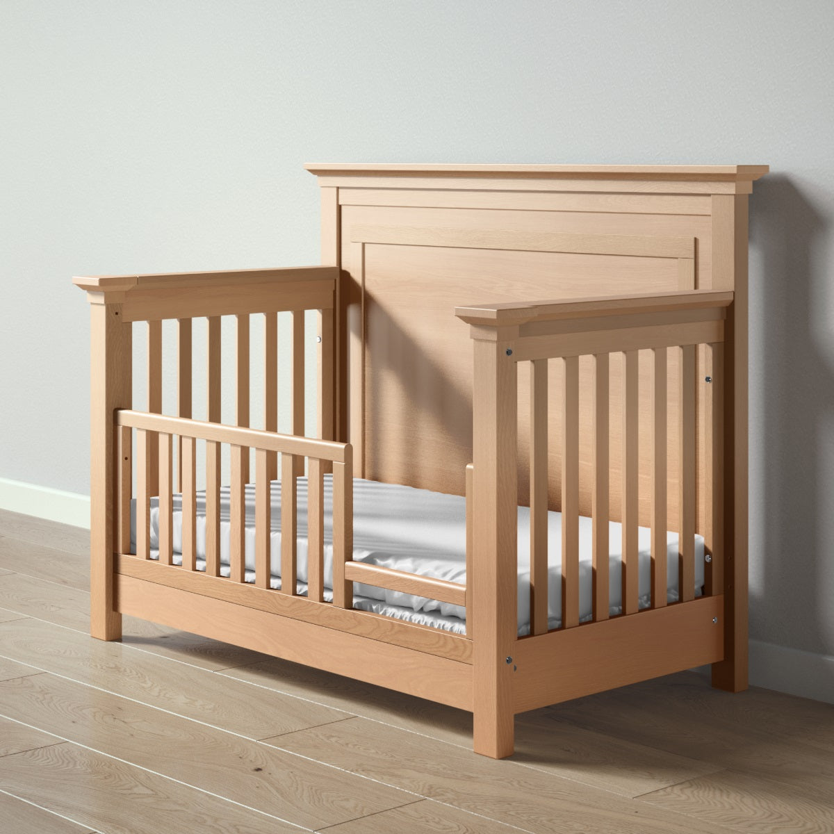 Romina Karisma Convertible Crib / Solid Back