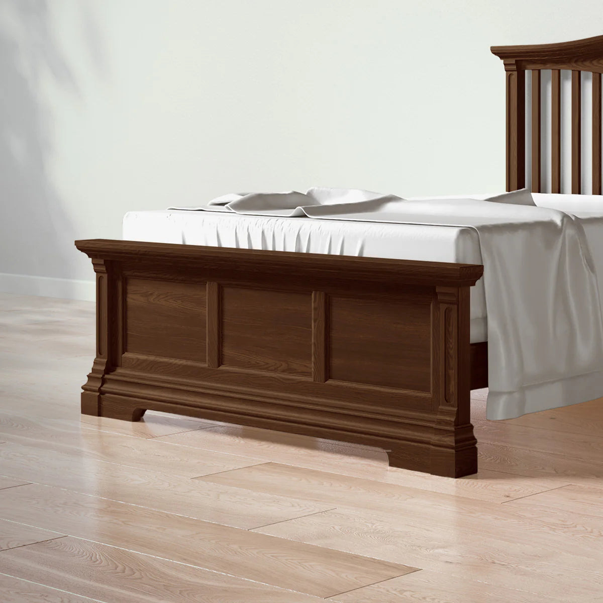 Romina Imperio Low-Profile Footboard