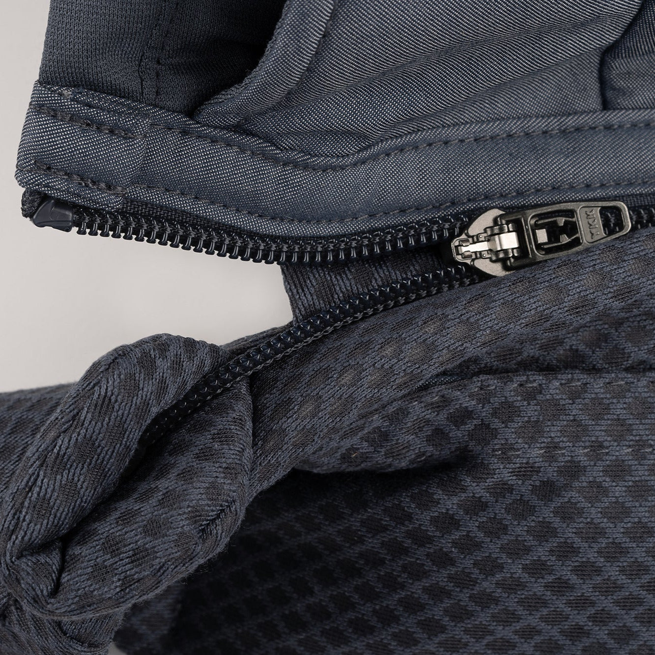 Nuna CUDL Deux Baby Carrier | Lullabye Shop