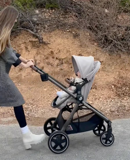 MAXI-COSI ZELIA LUXE+ TRAVEL SYSTEM - ARCTIC FROST